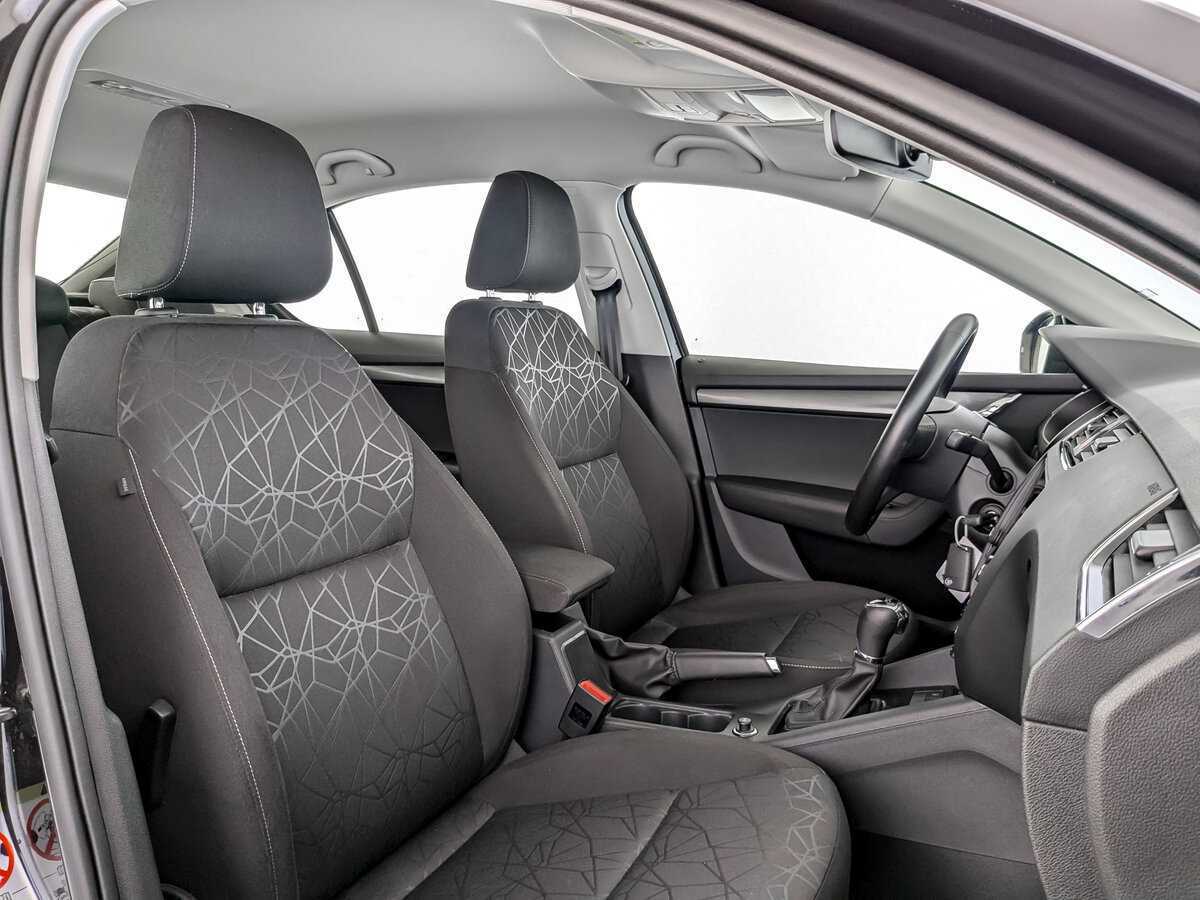 Skoda Octavia 2019 года с пробегом. Фото: #18