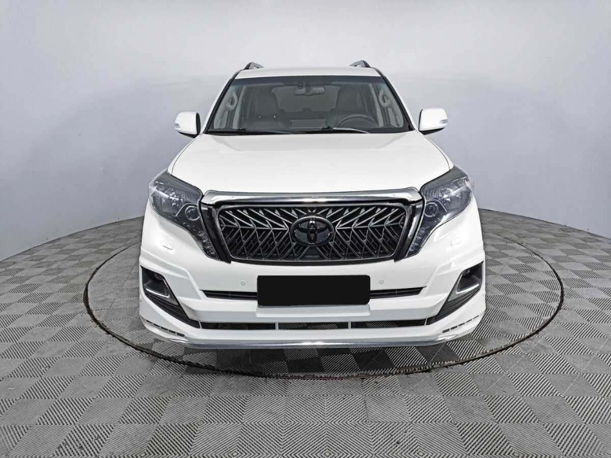 Toyota Land Cruiser Prado 2017 года с пробегом. Фото: #1