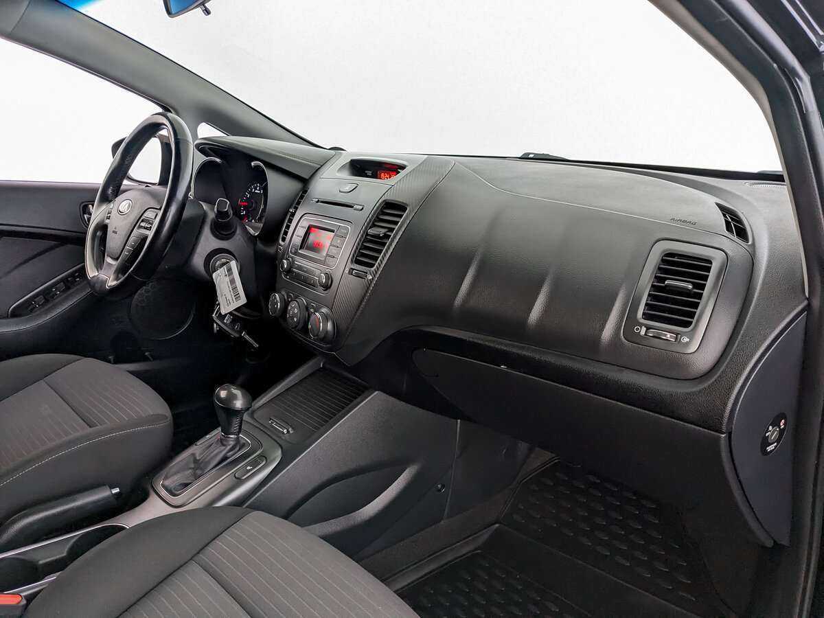 Kia Cerato 2015 года с пробегом. Фото: #8