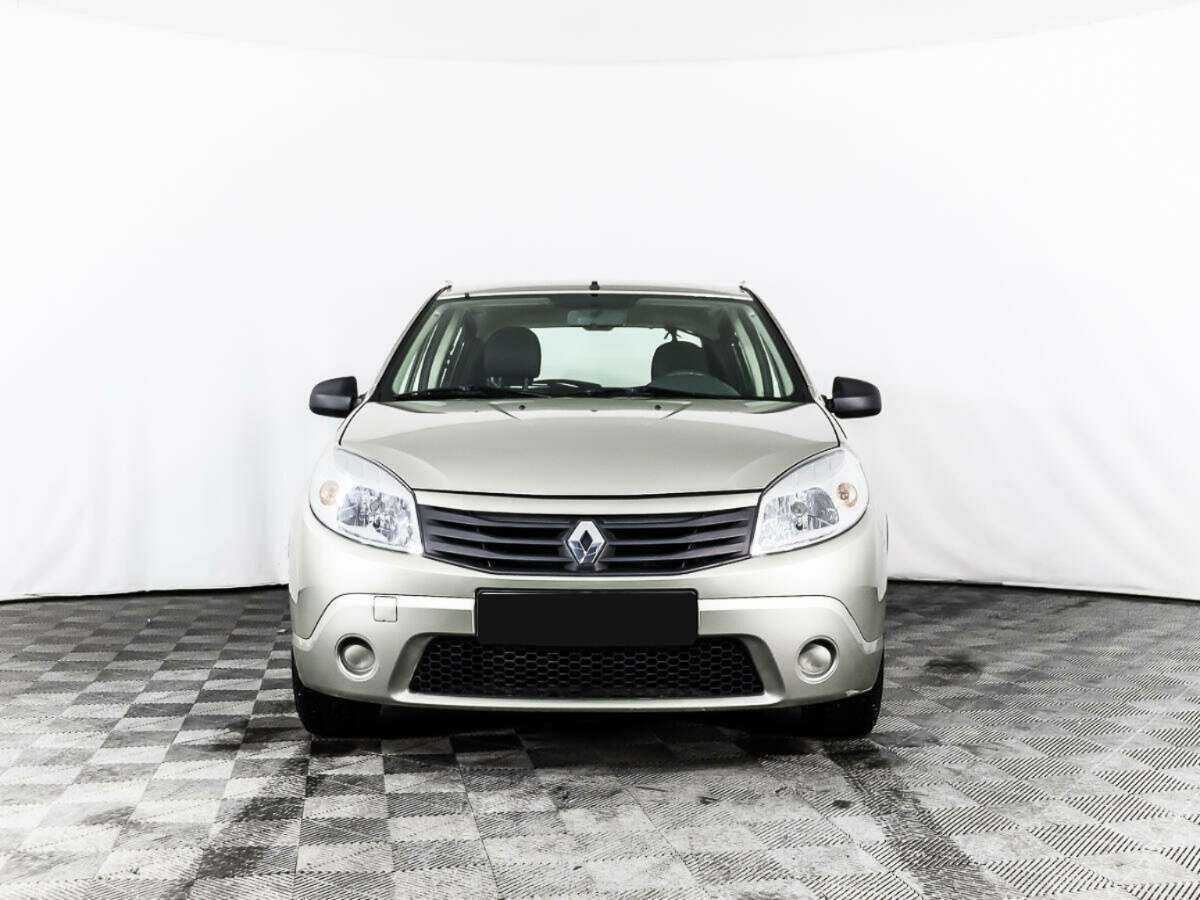 Renault Sandero 2010 года с пробегом. Фото: #1