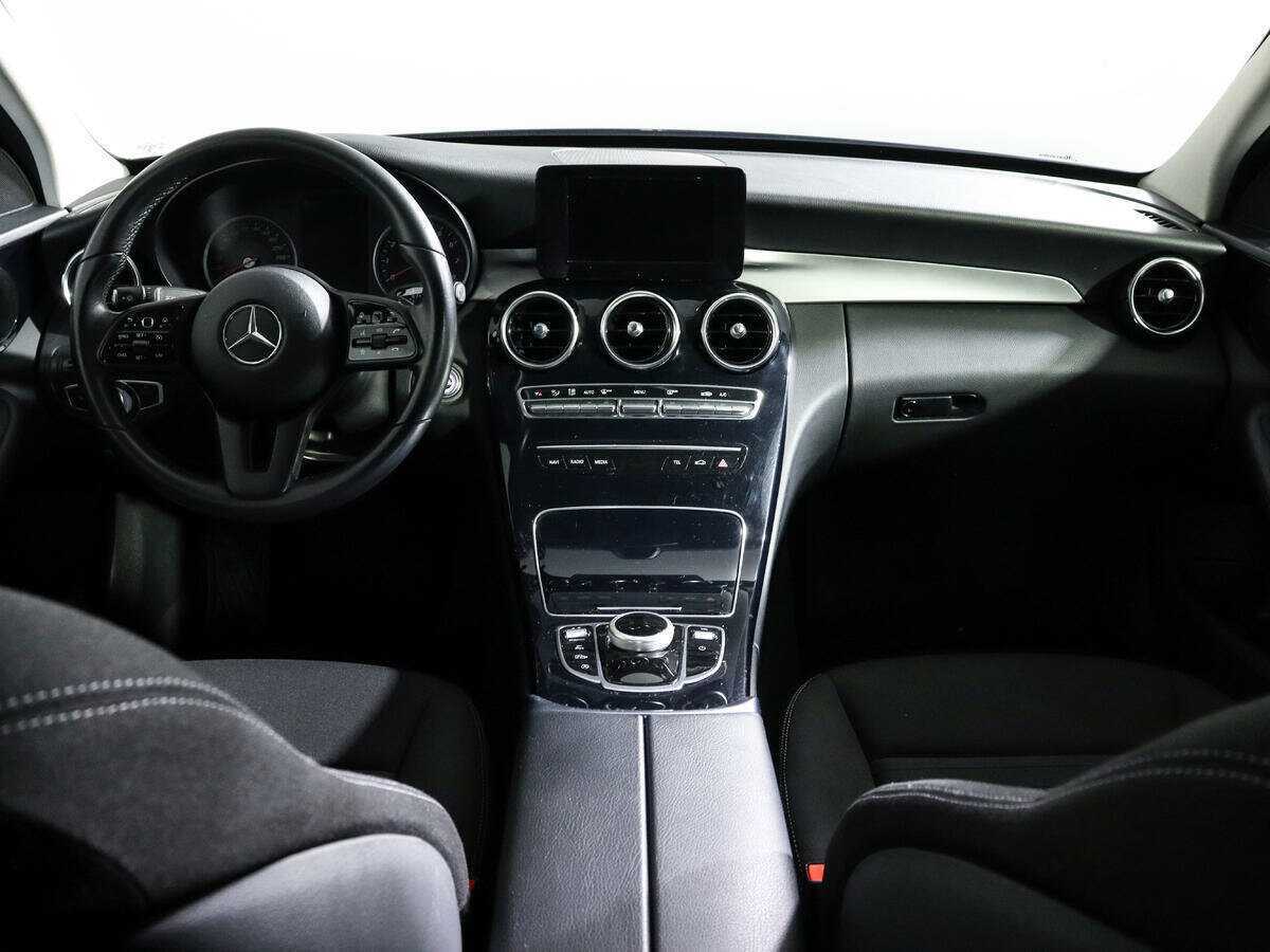 Mercedes-Benz C-Класс 2018 года с пробегом. Фото: #8