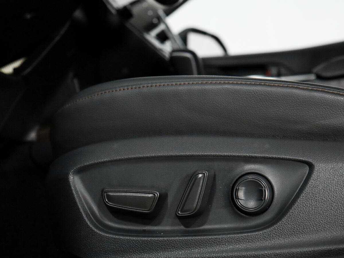 Toyota Camry 2019 года с пробегом. Фото: #9