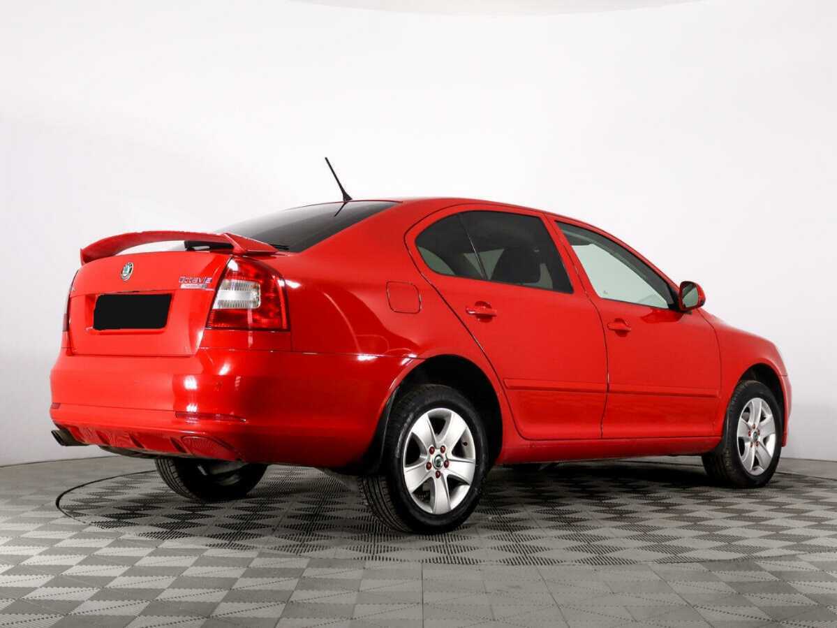 Skoda Octavia 2011 года с пробегом. Фото: #3
