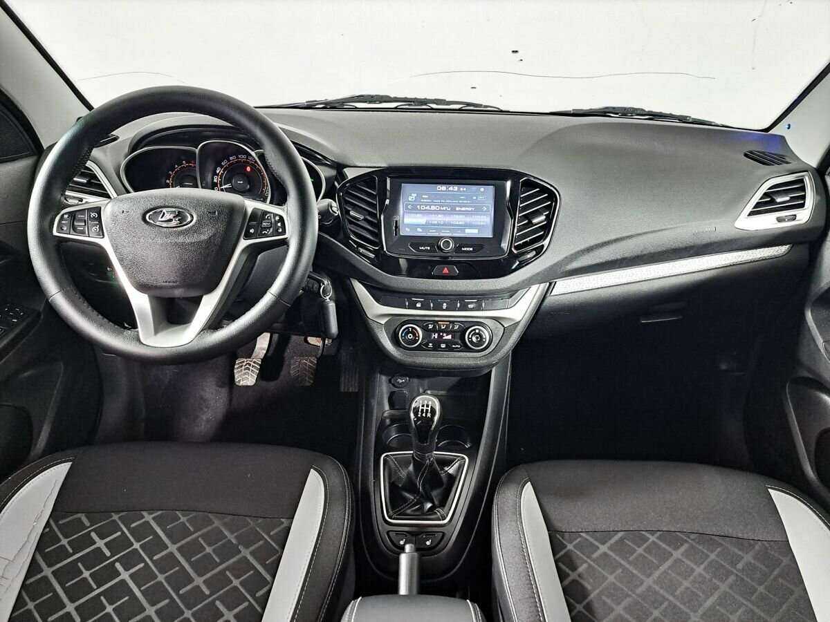 Lada (ВАЗ) Vesta 2017 года с пробегом. Фото: #11