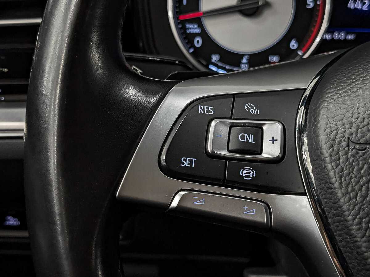 Volkswagen Touareg 2019 года с пробегом. Фото: #26