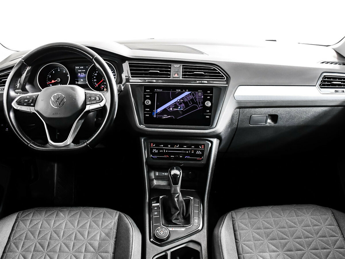 Volkswagen Tiguan 2020 года с пробегом. Фото: #10