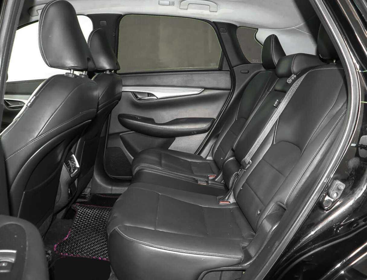 Infiniti QX50 2018 года с пробегом. Фото: #9