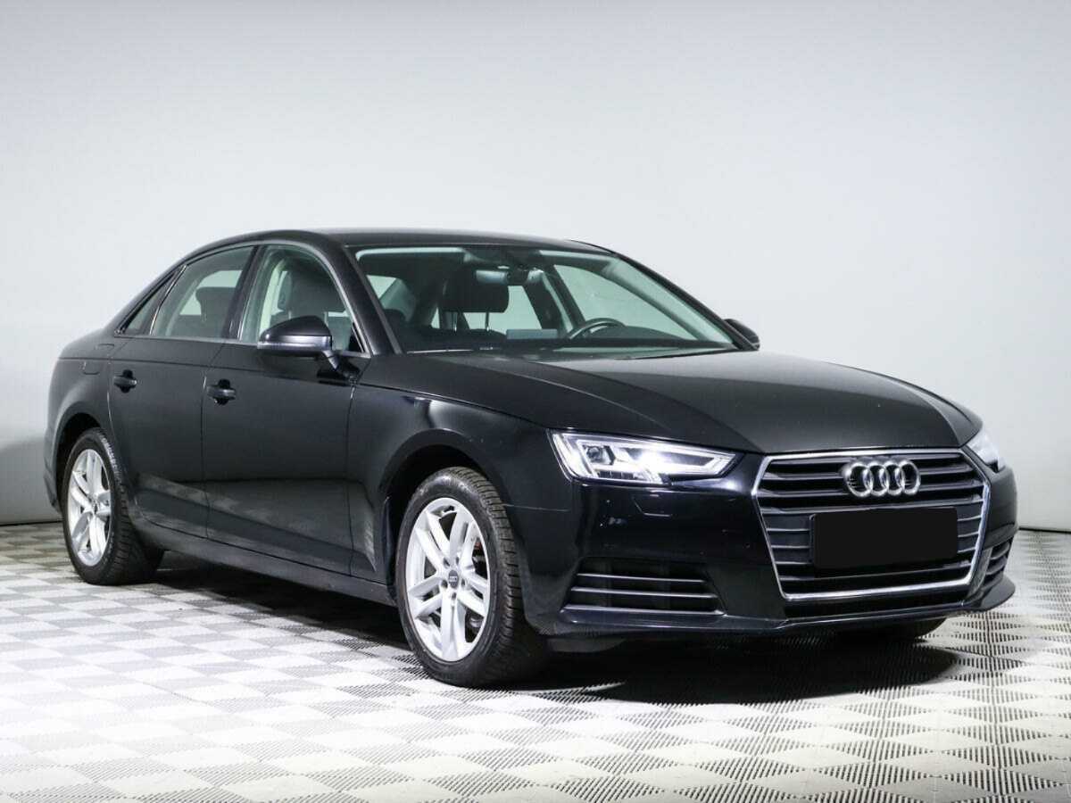 Audi A4 2018 года с пробегом. Фото: #2