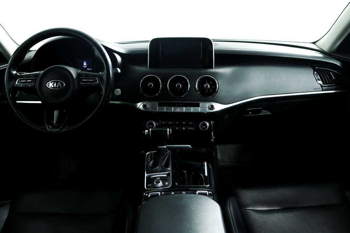 Kia Stinger 2019 года с пробегом. Фото: #10