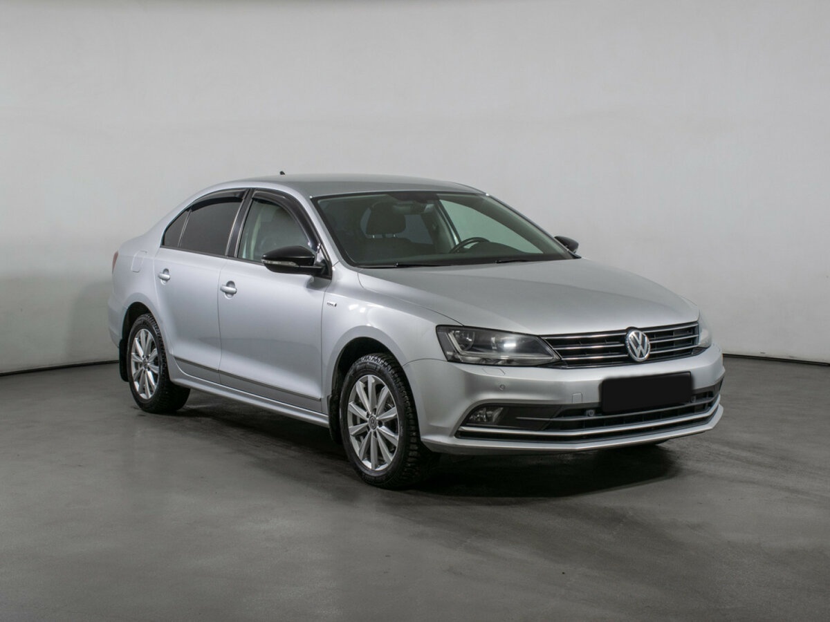Volkswagen Jetta 2018 года с пробегом. Фото: #2