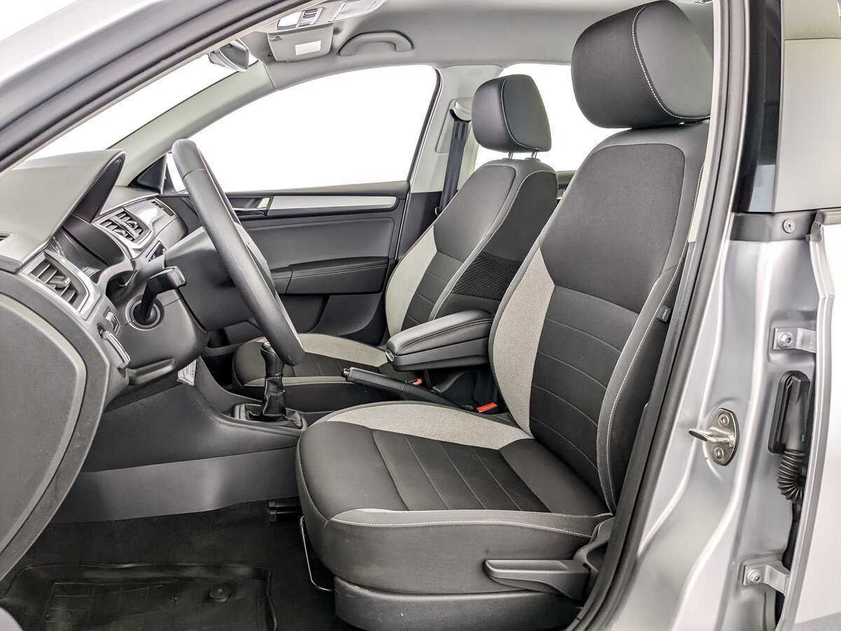 Skoda Rapid 2018 года с пробегом. Фото: #15