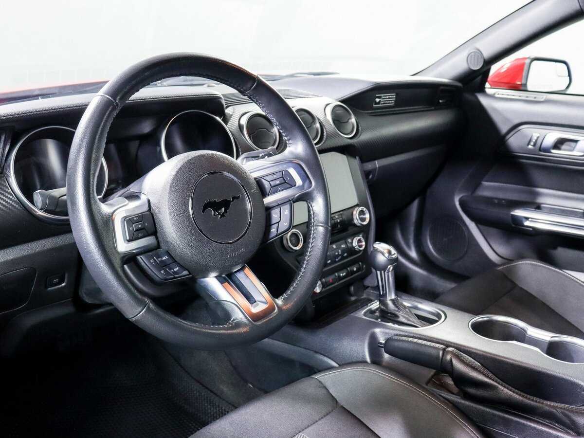 Ford Mustang 2020 года с пробегом. Фото: #10