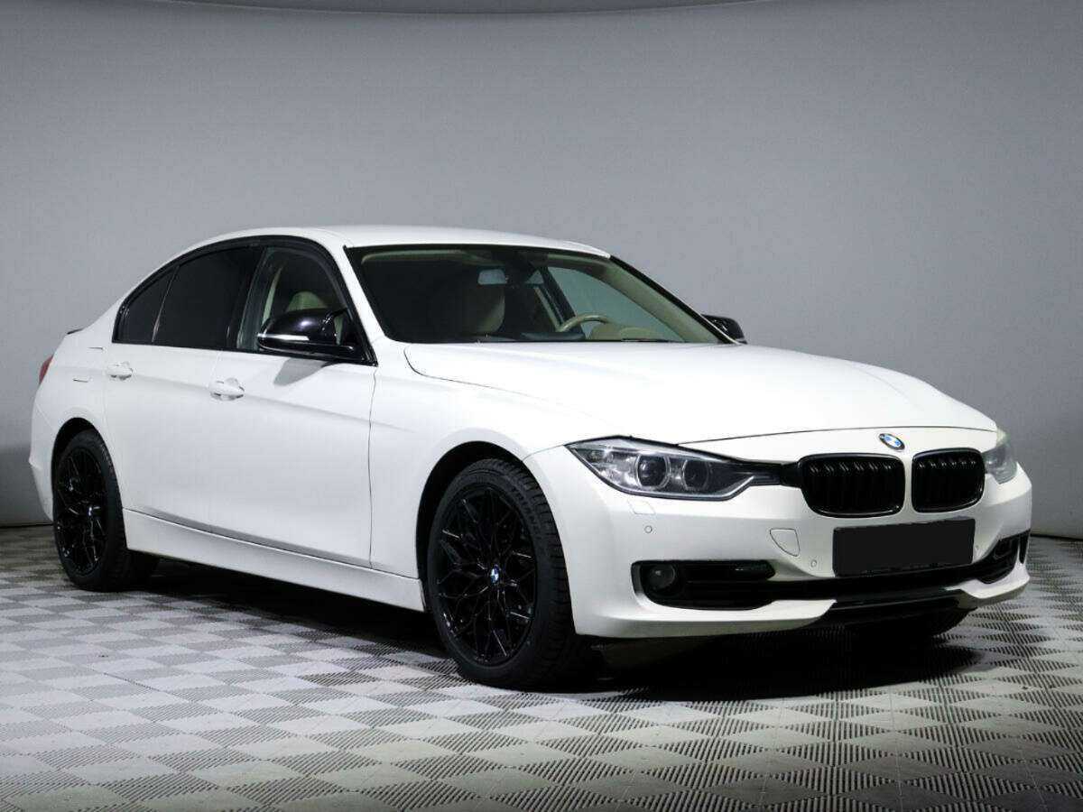 BMW 3 серии 2013 года с пробегом. Фото: #2