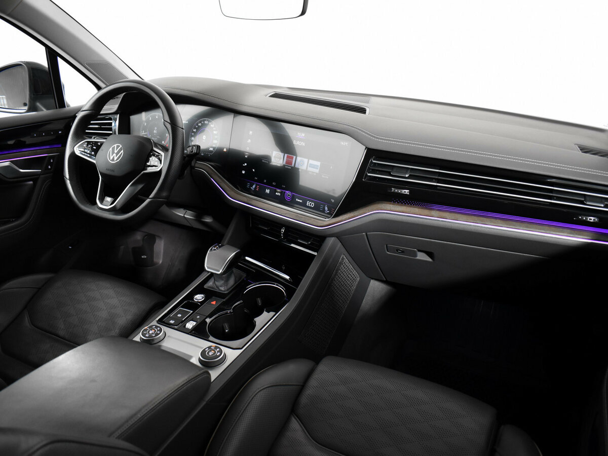 Volkswagen Touareg 2019 года с пробегом. Фото: #7