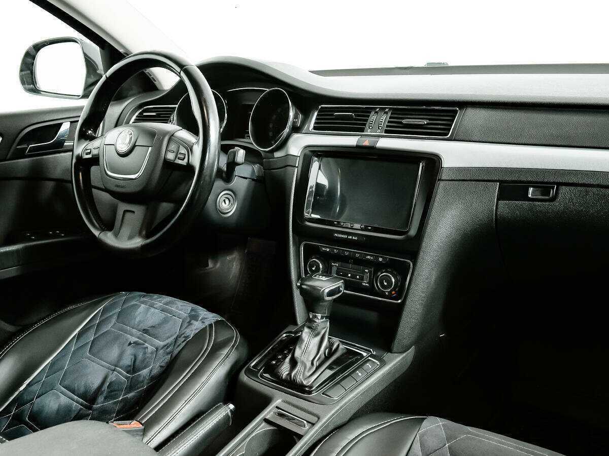 Skoda Superb 2009 года с пробегом. Фото: #8