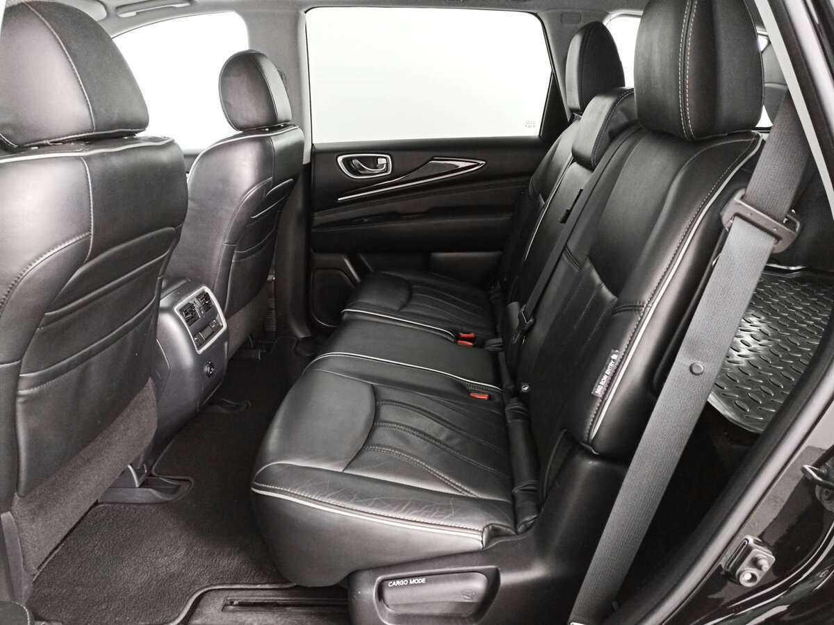 Infiniti QX60 2018 года с пробегом. Фото: #9