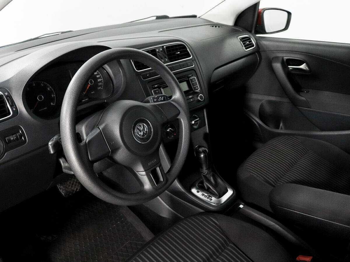 Volkswagen Polo 2010 года с пробегом. Фото: #8