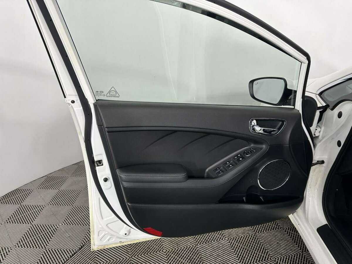 Kia Cerato 2017 года с пробегом. Фото: #7