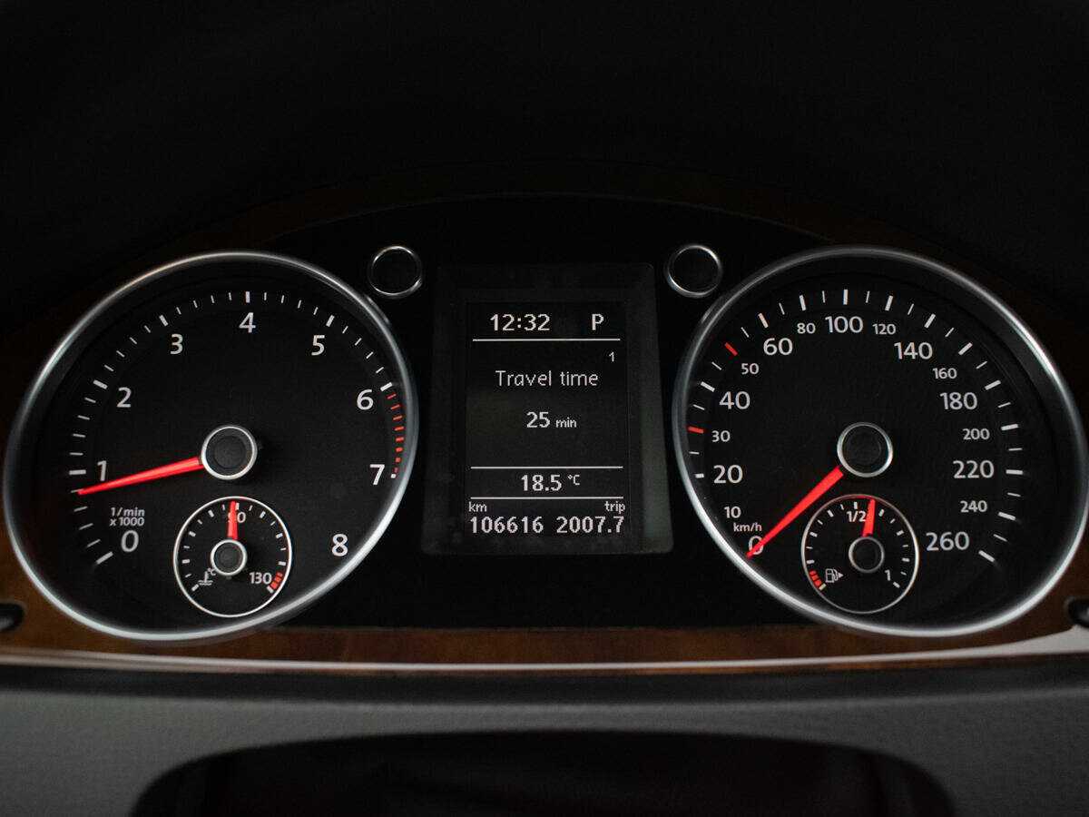 Volkswagen Passat 2010 года с пробегом. Фото: #11