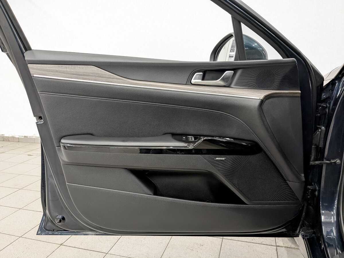 Kia K5 2020 года с пробегом. Фото: #17