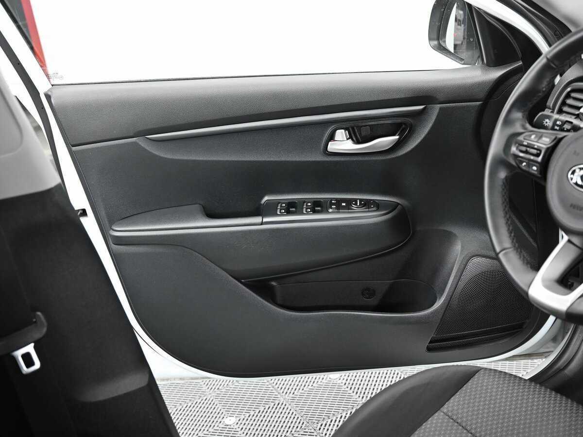 Kia Rio 2020 года с пробегом. Фото: #5