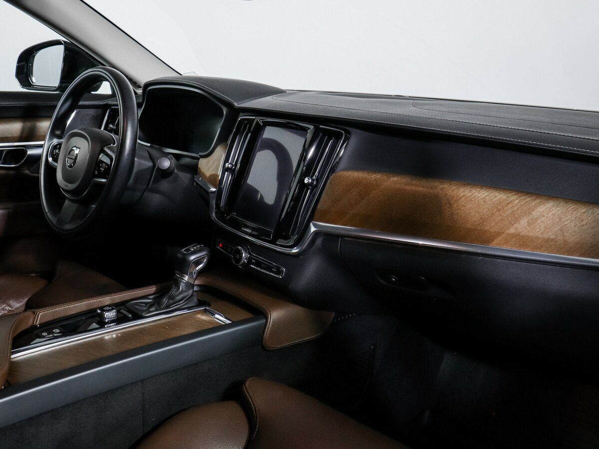 Volvo S90 2019 года с пробегом. Фото: #6