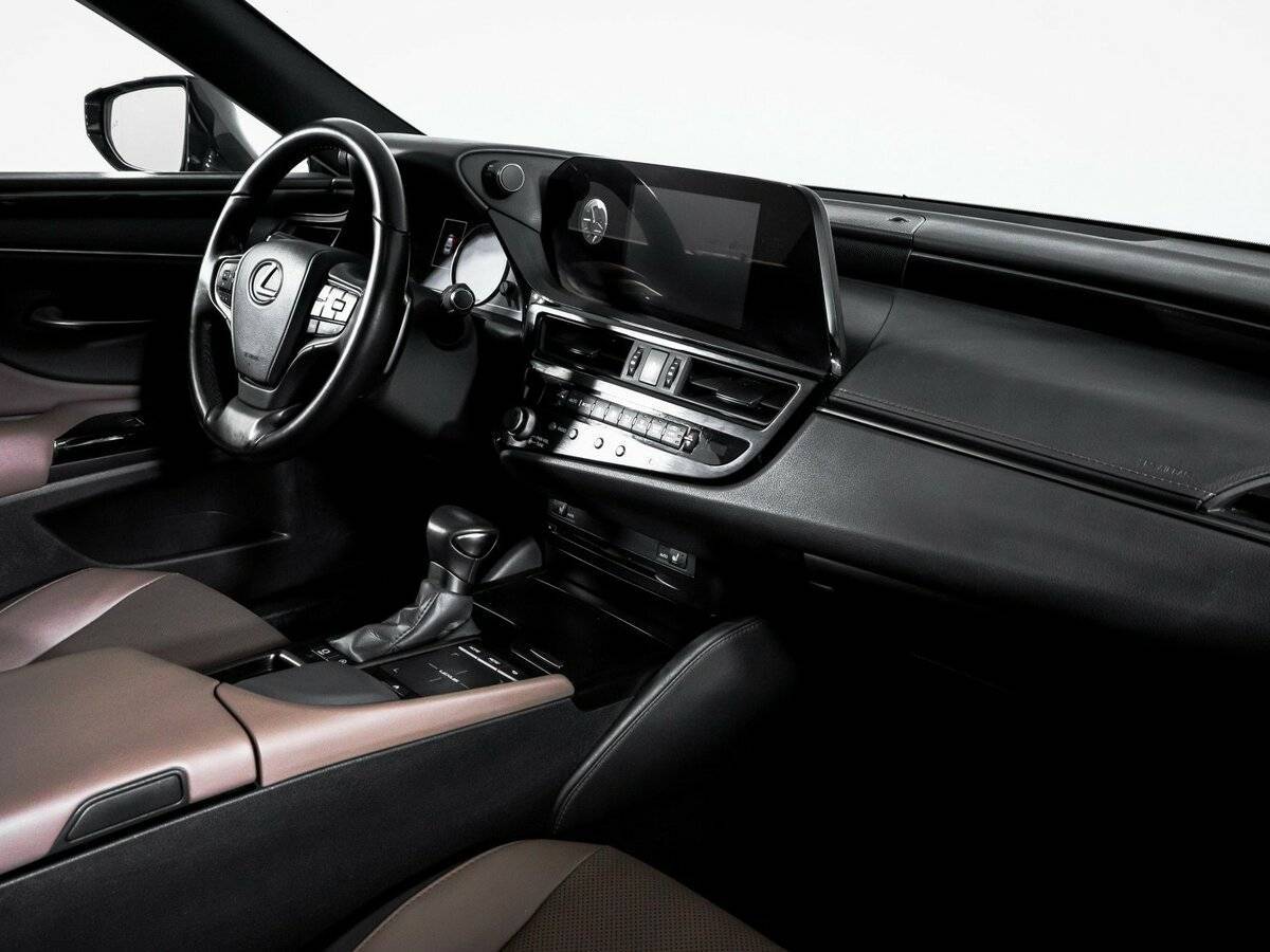 Lexus ES 2021 года с пробегом. Фото: #8