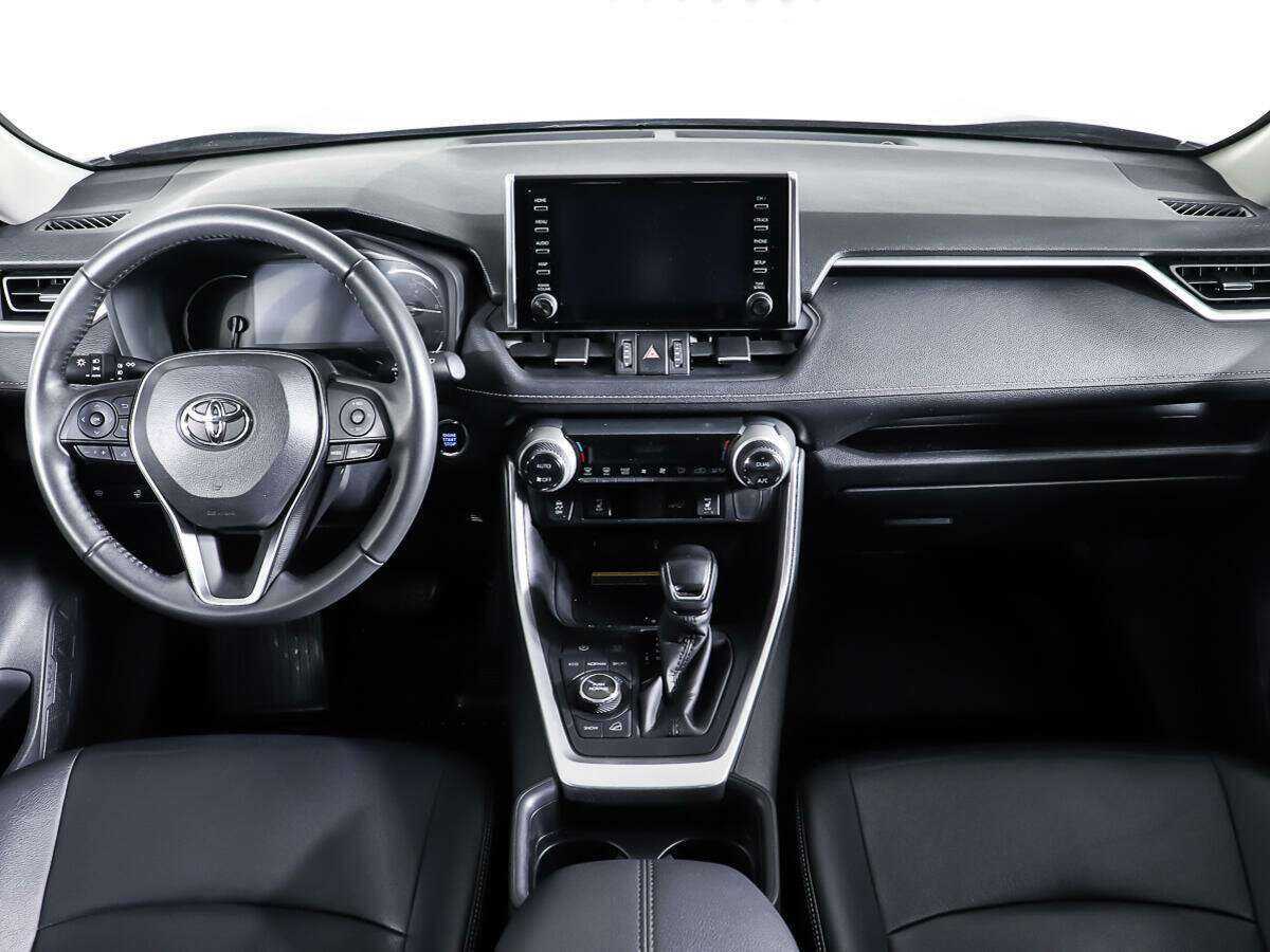 Toyota RAV4 2021 года с пробегом. Фото: #10