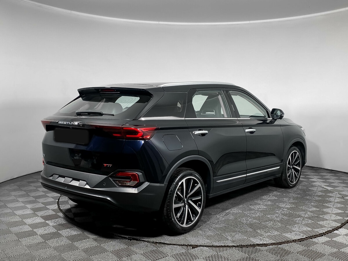 FAW Bestune T77 2023 года с пробегом. Фото: #4