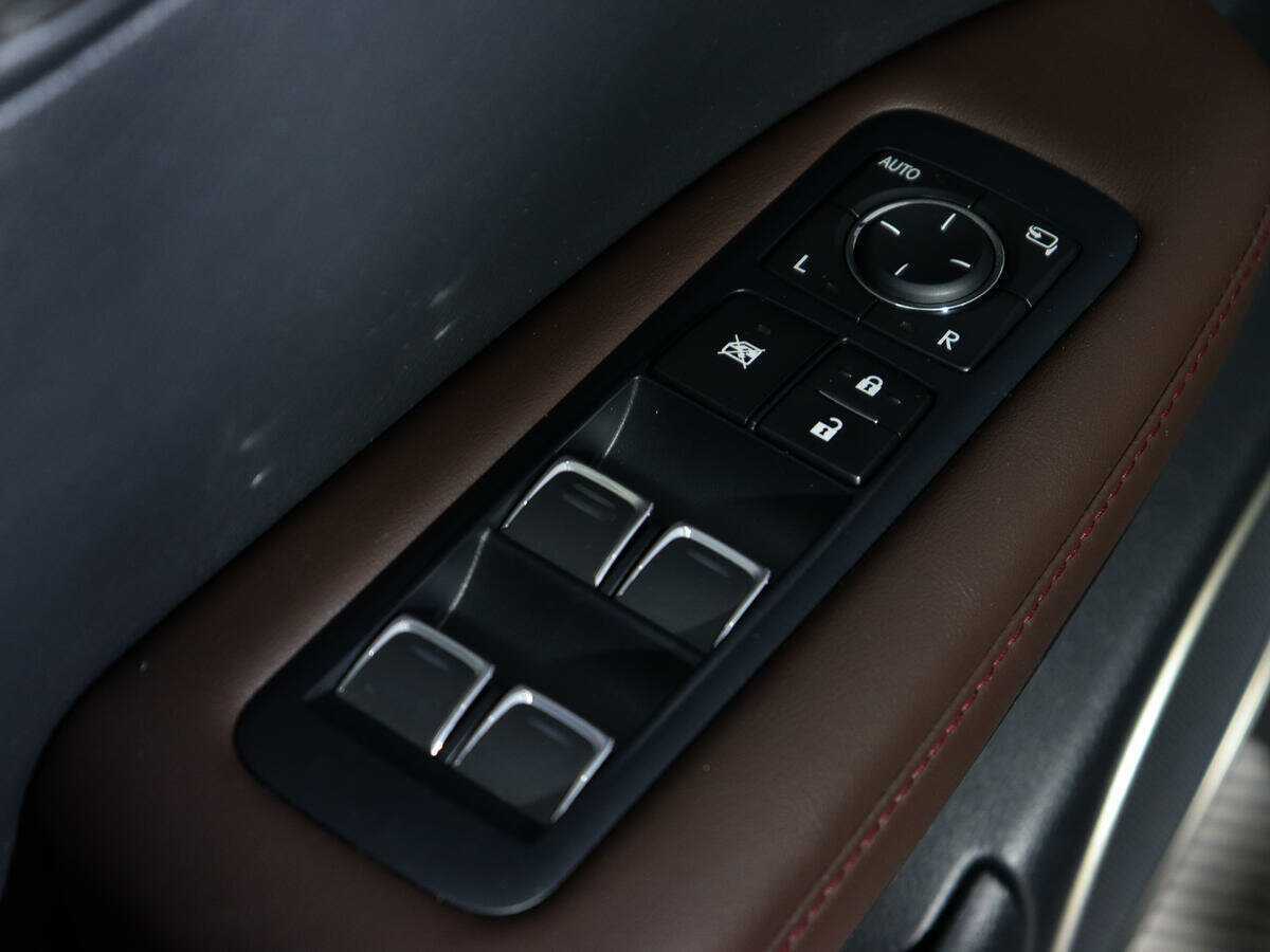 Lexus RX 2018 года с пробегом. Фото: #14