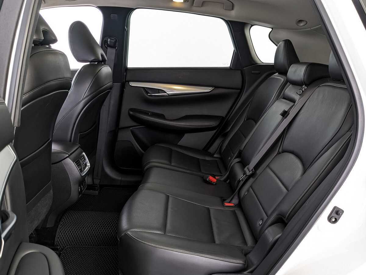 Infiniti QX50 2019 года с пробегом. Фото: #9