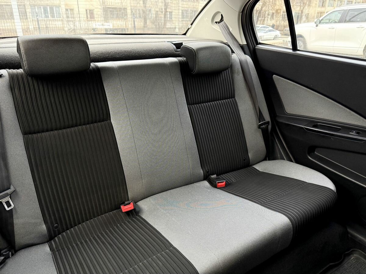 FAW Oley 2014 года с пробегом. Фото: #9