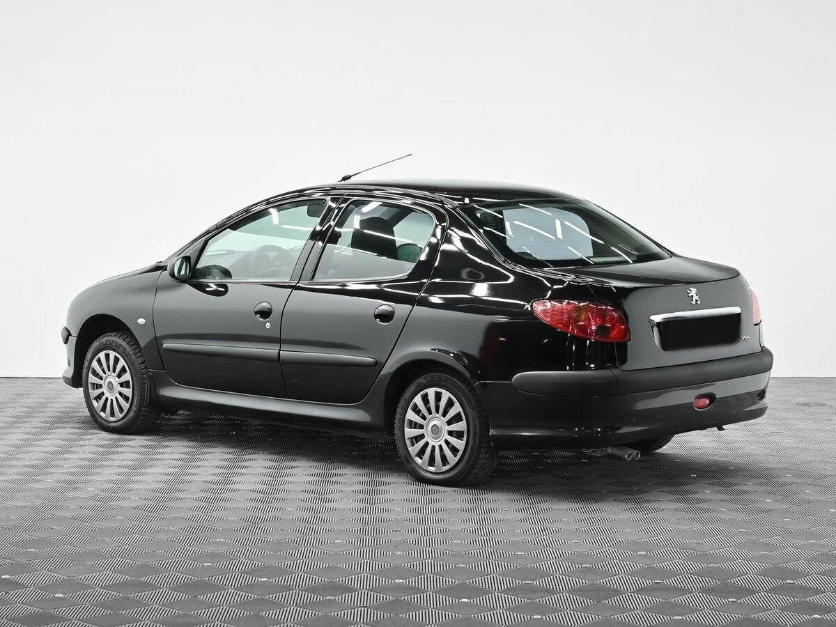 Peugeot 206 2009 года с пробегом. Фото: #2