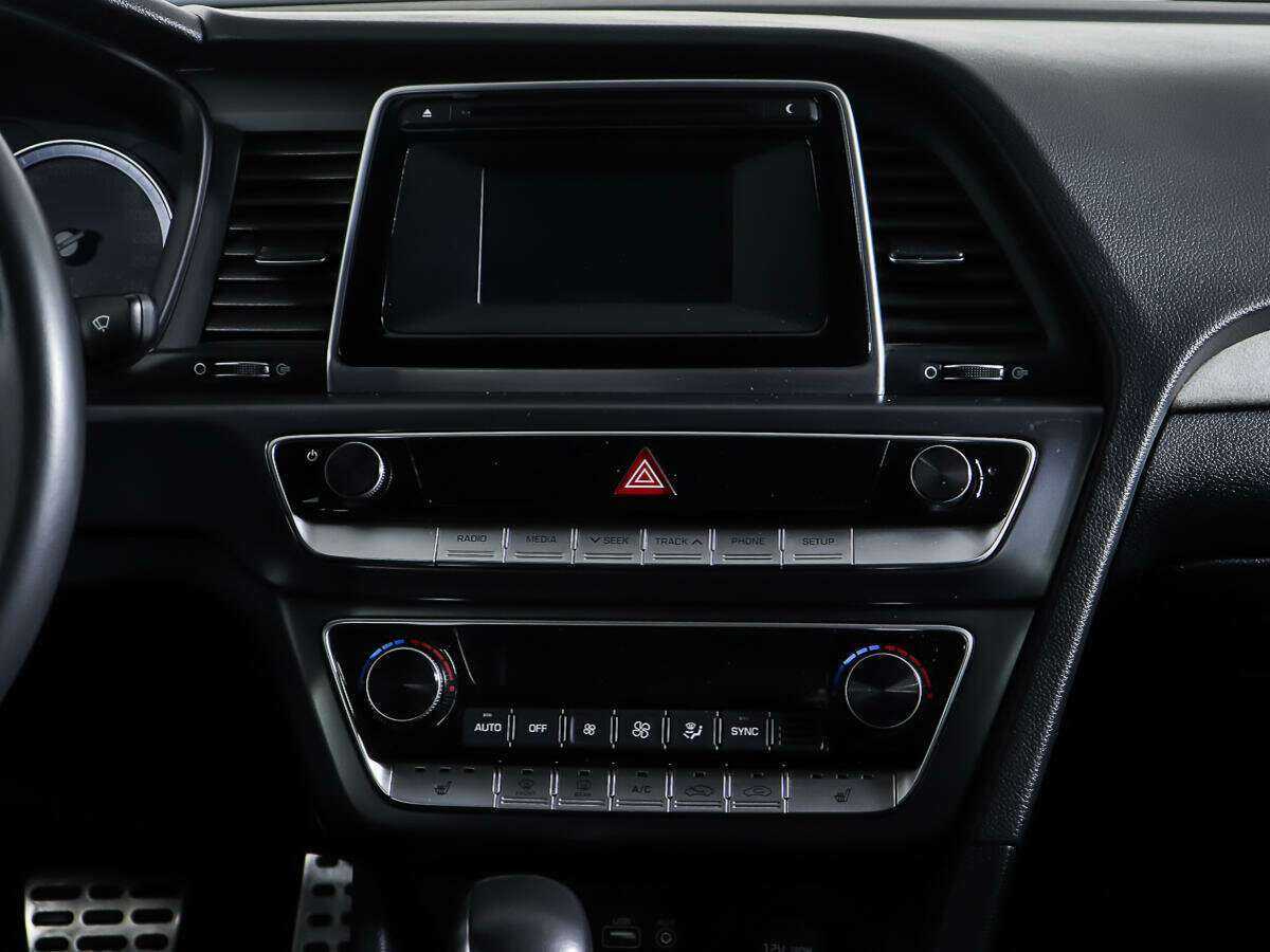 Hyundai Sonata 2018 года с пробегом. Фото: #11