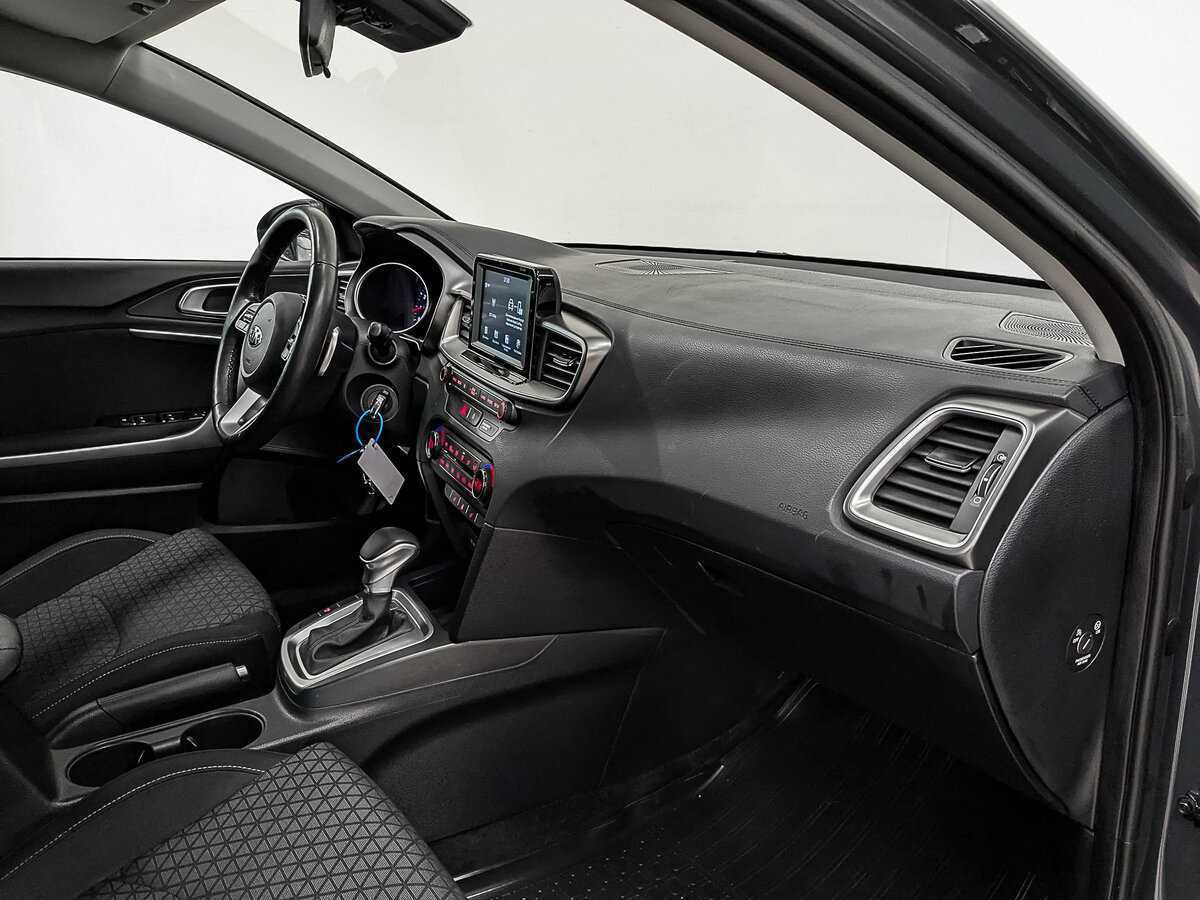 Kia Ceed 2019 года с пробегом. Фото: #12