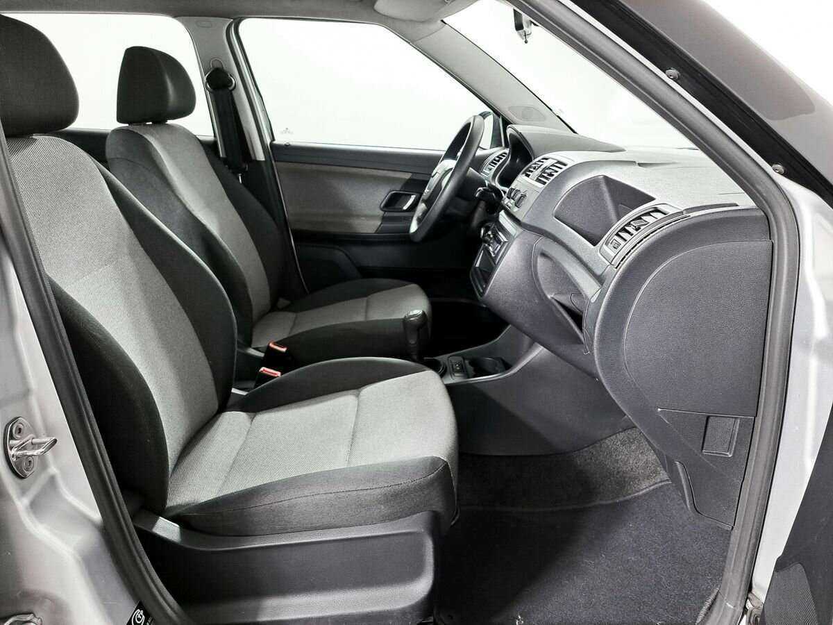 Skoda Fabia 2011 года с пробегом. Фото: #8