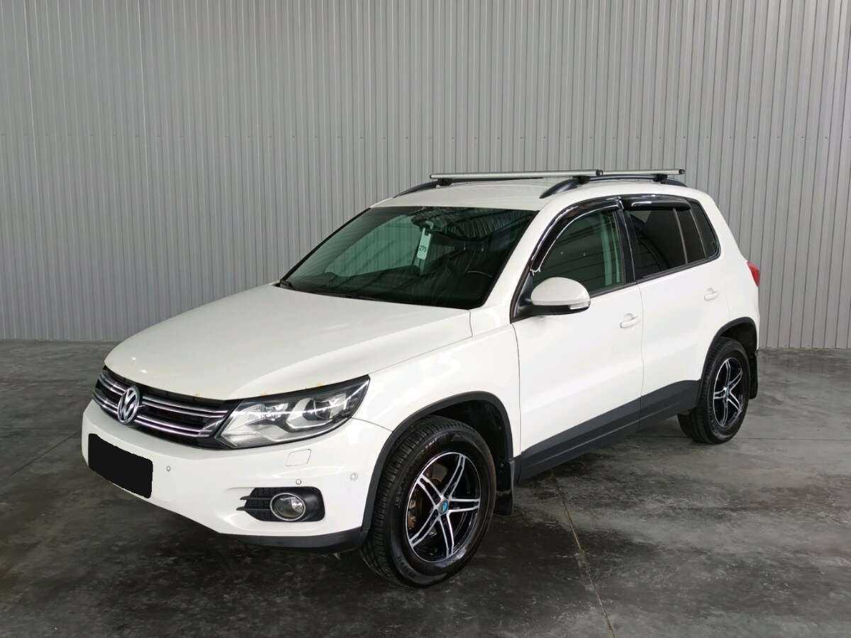 Volkswagen Tiguan 2013 года с пробегом. Фото: #0