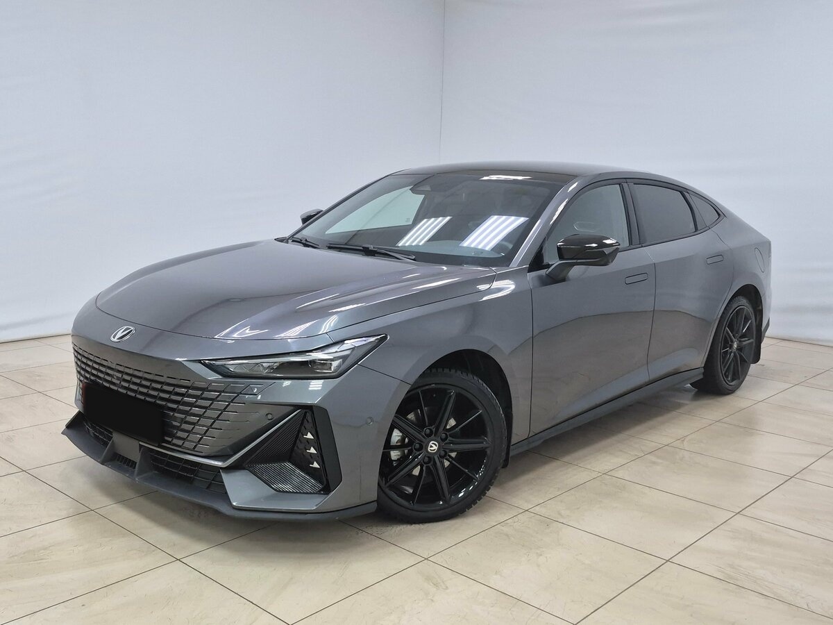 Changan UNI-V 2024 года с пробегом. Фото: #0