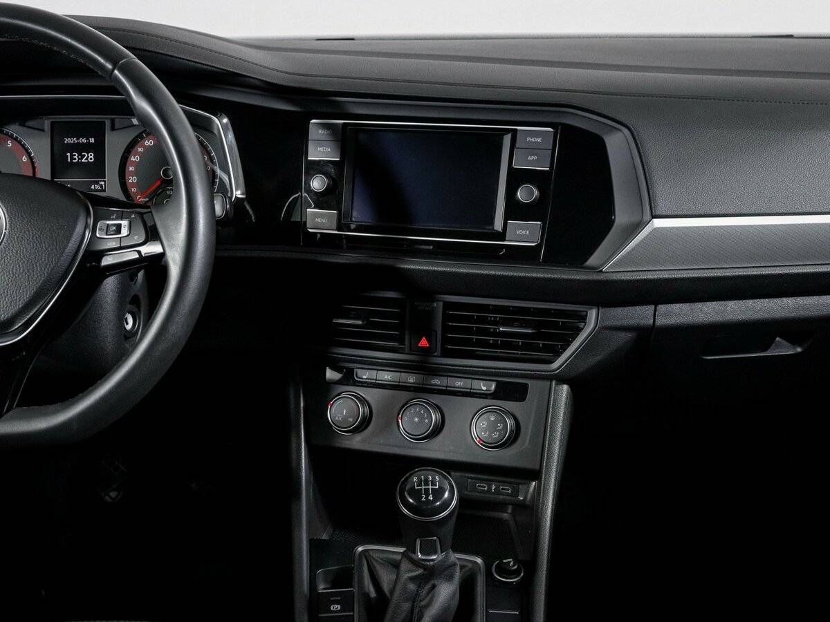Volkswagen Jetta 2020 года с пробегом. Фото: #12