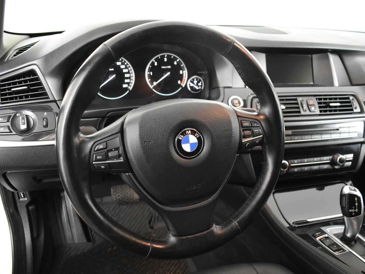 BMW 5 серии 2016 года с пробегом. Фото: #9