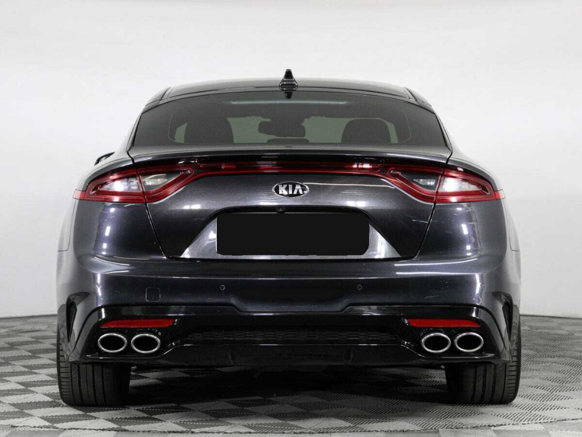 Kia Stinger 2018 года с пробегом. Фото: #5