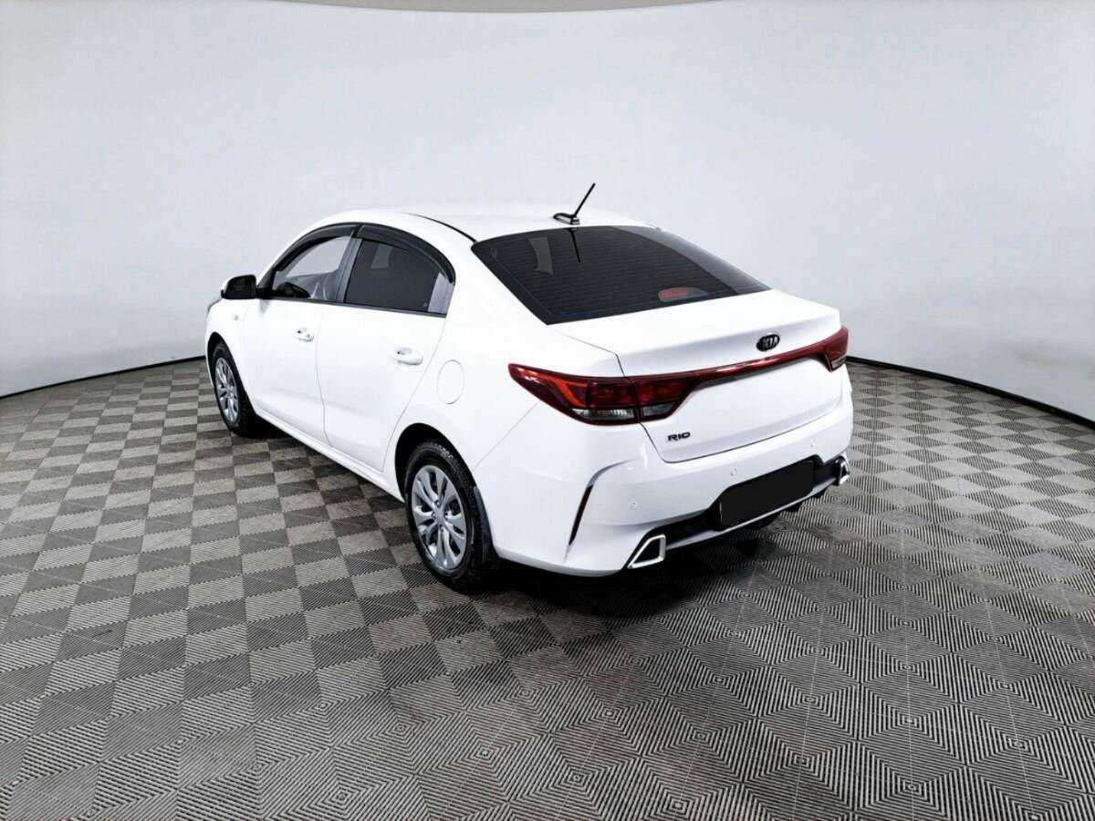Kia Rio 2021 года с пробегом. Фото: #6