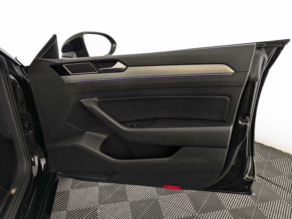 Volkswagen Arteon 2020 года с пробегом. Фото: #20