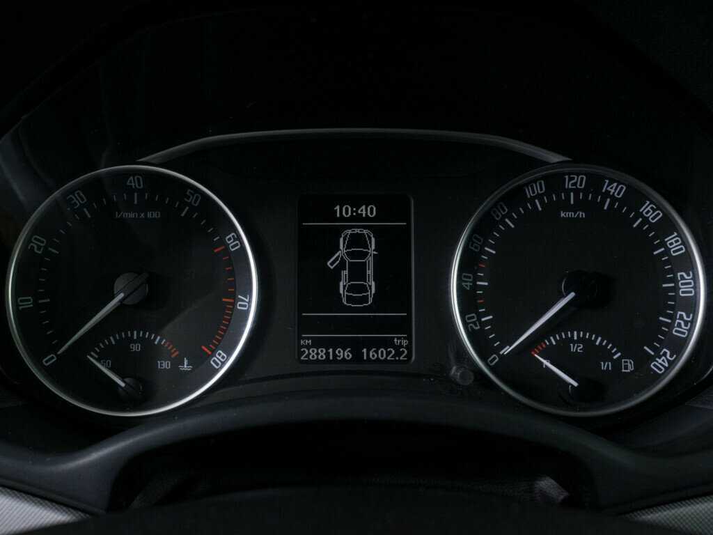 Skoda Octavia 2011 года с пробегом. Фото: #10