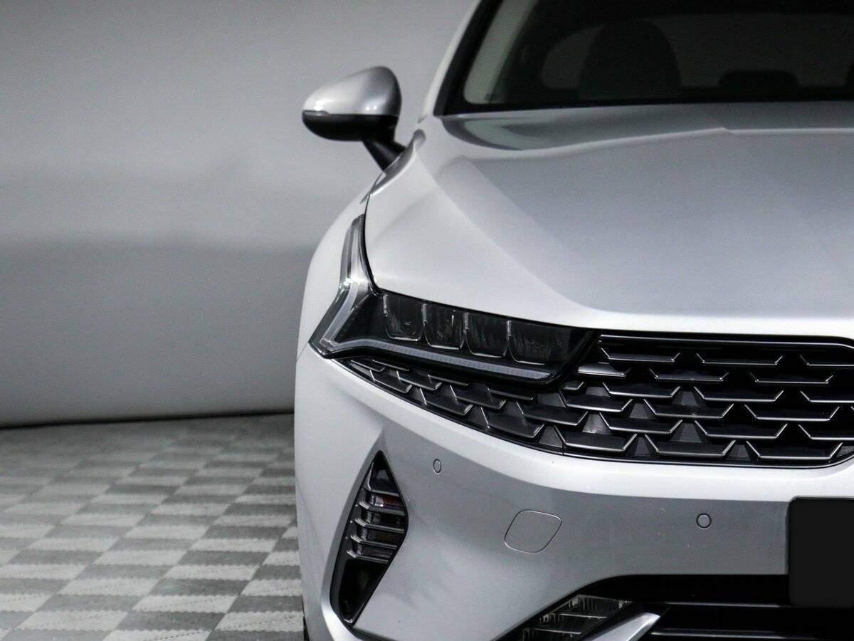 Kia K5 2021 года с пробегом. Фото: #17