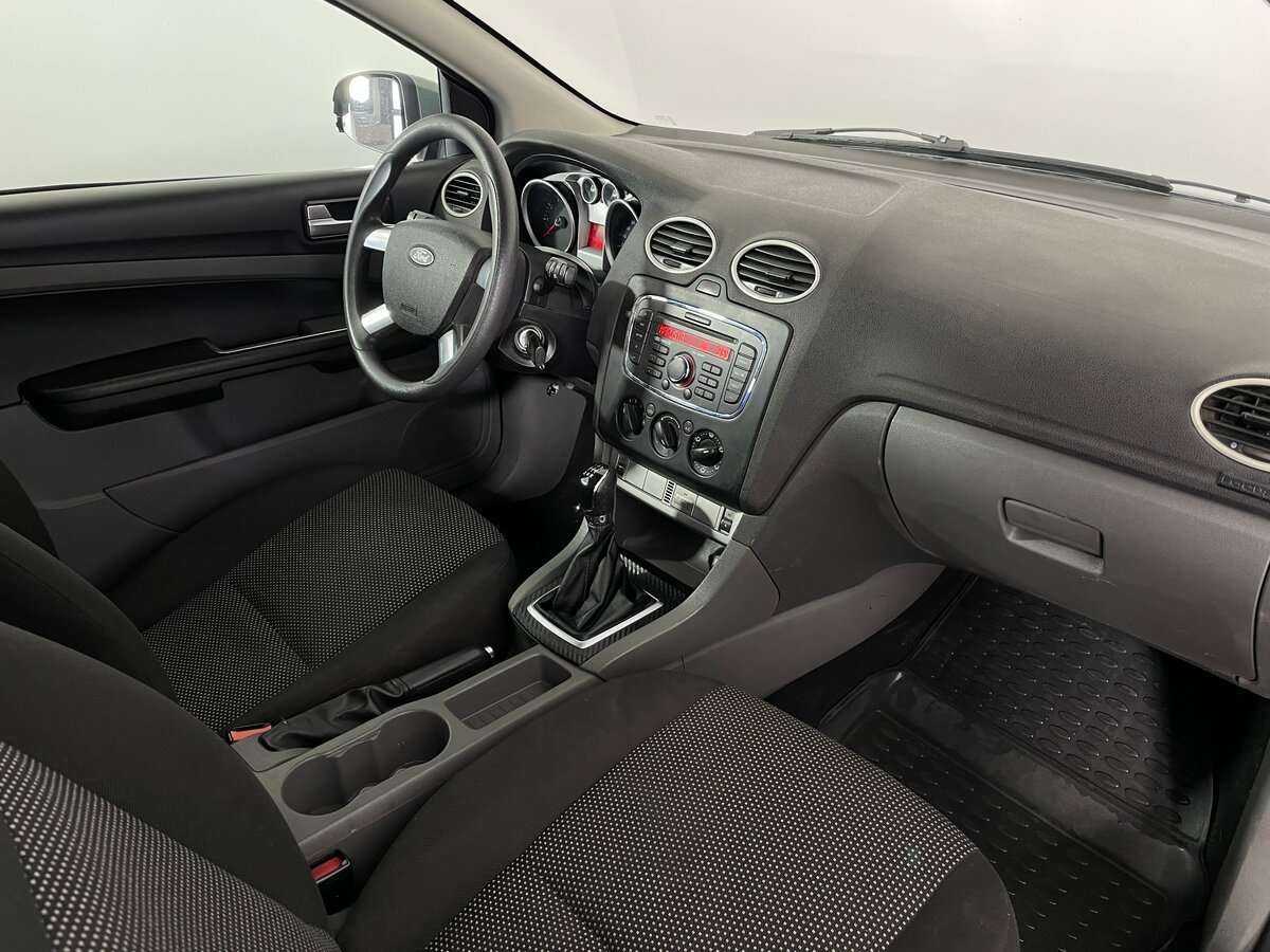 Ford Focus 2010 года с пробегом. Фото: #7