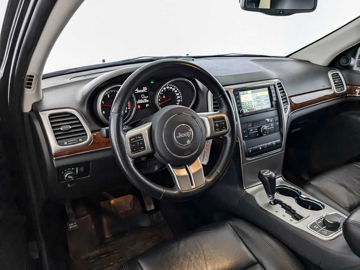 Jeep Grand Cherokee 2012 года с пробегом. Фото: #15
