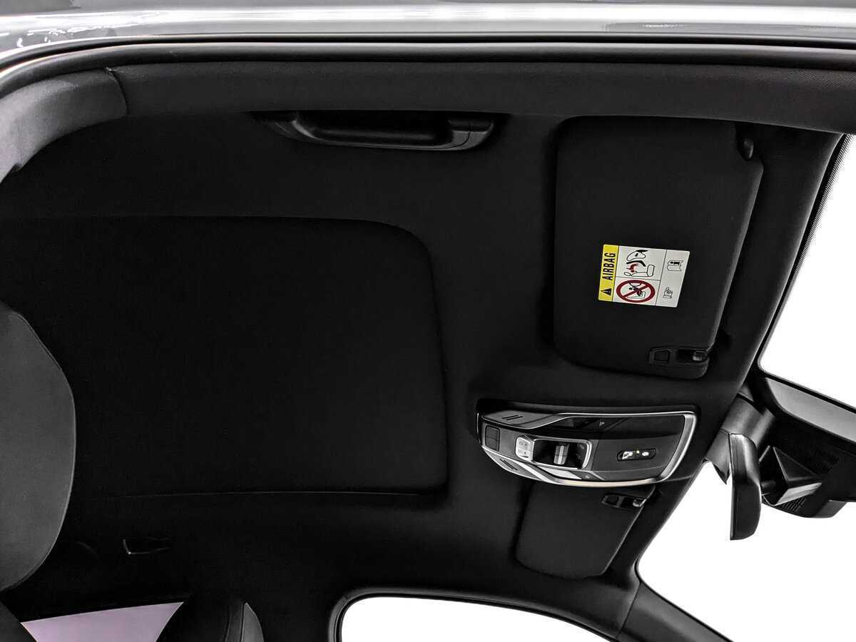 Geely Tugella 2023 года с пробегом. Фото: #22