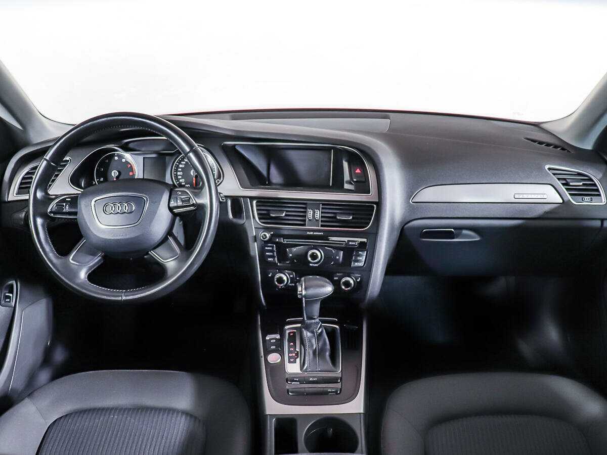Audi A4 2012 года с пробегом. Фото: #10