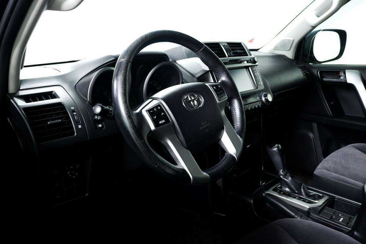 Toyota Land Cruiser Prado 2013 года с пробегом. Фото: #11